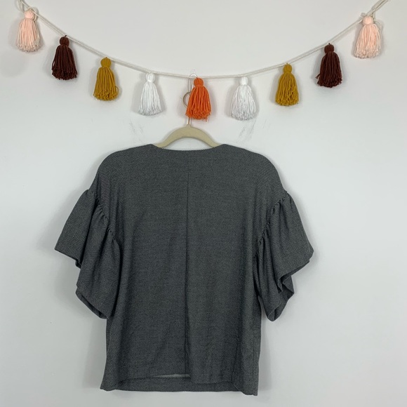 ASOS Black White Flutter Sleeve Blouse 4 - Picture 8 of 8